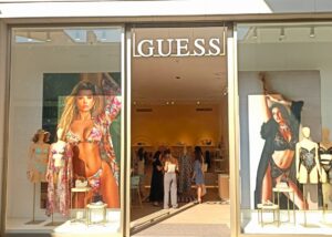 Tienda Guess CC La Zenia