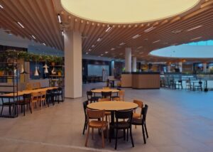 AREA SUR FOOD COURT
